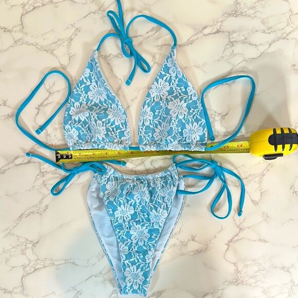 Boutique Women's Blue Bikini With Lace Overlay Large Set - Picture 14 of 14